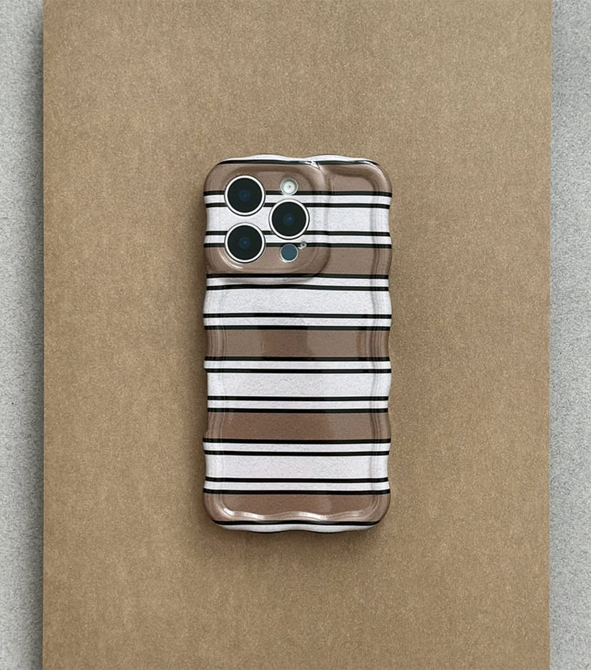 Coconut Lane Brown Retro Stripe Phone Case Coconut Lane New Look - 1