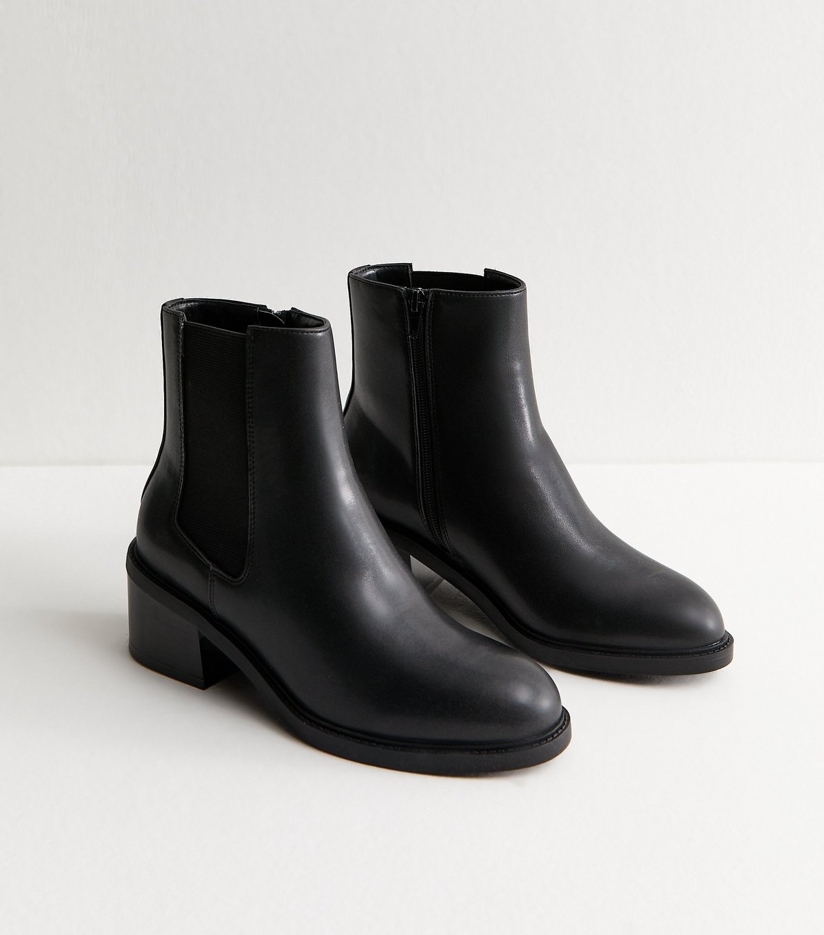 New Look Women's Wide Fit Black Faux Leather Chelsea Heeled Ankle Boots Vegan New Look - 3