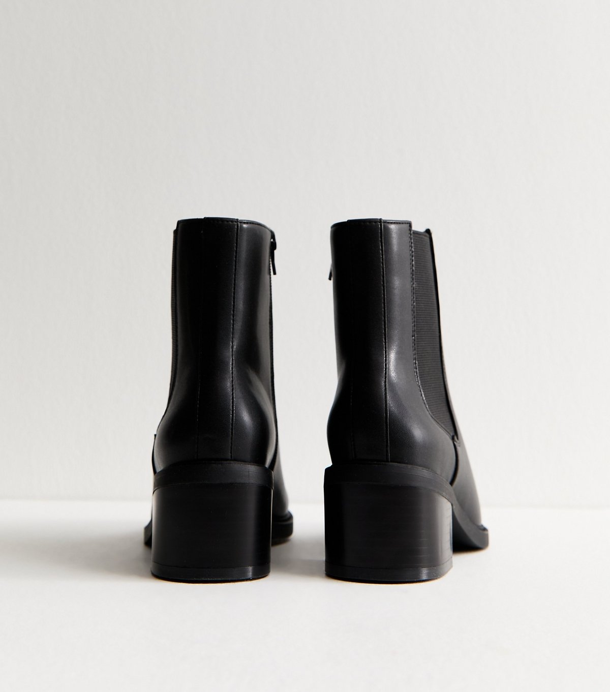 New Look Women's Wide Fit Black Faux Leather Chelsea Heeled Ankle Boots Vegan New Look - 4