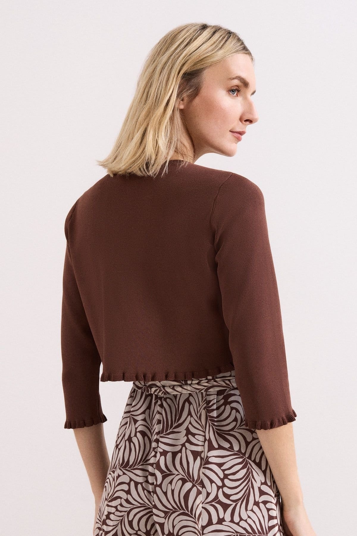 Phase Eight Phase Eight Women's Mimi Knitted Cropped Cardigan in Chocolate - 4