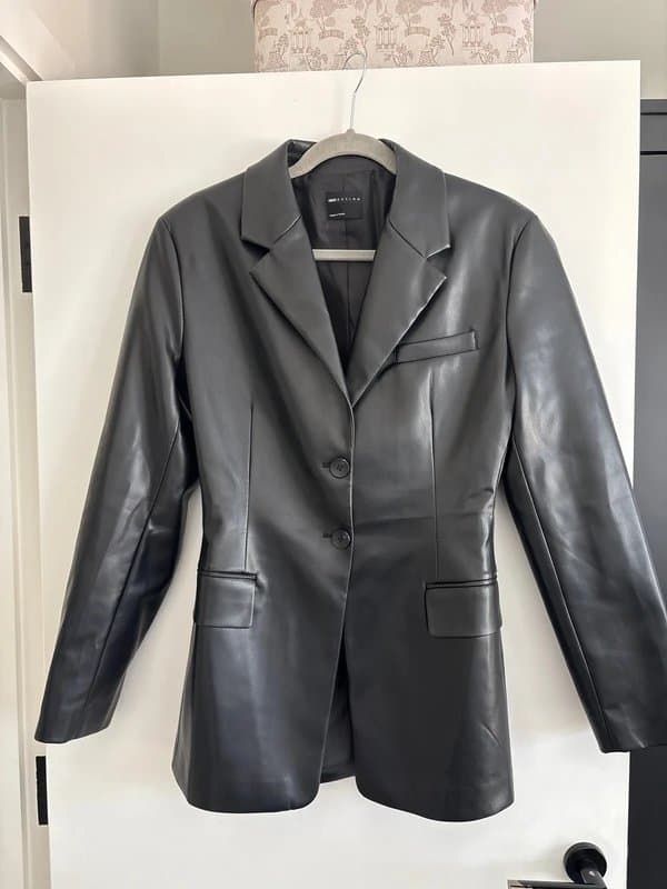 ASOS Design Black leather cinched blazer