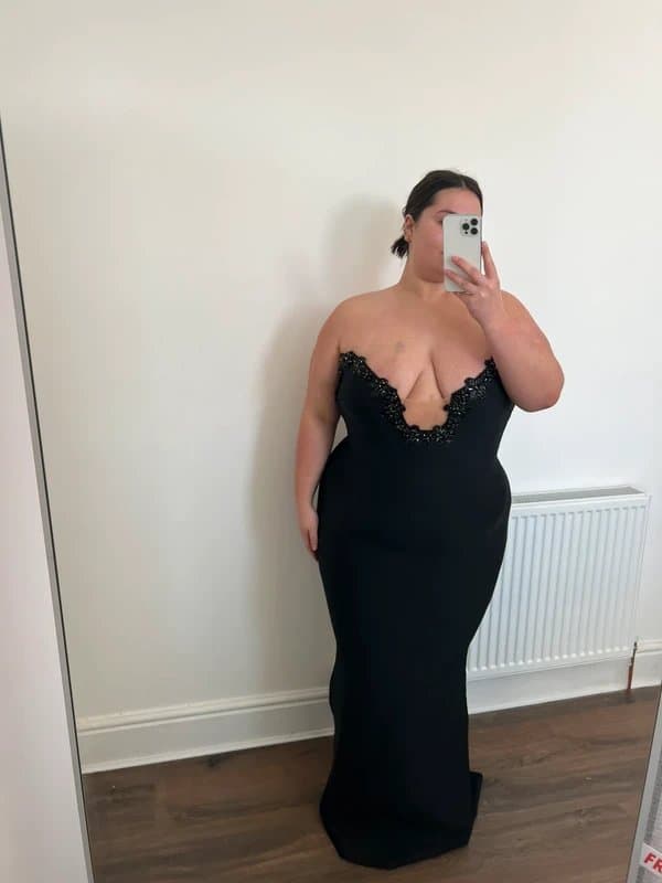 Fashion Nova BNWT Prom ball gown black uk 18-20 )US 2x) gem stones beads