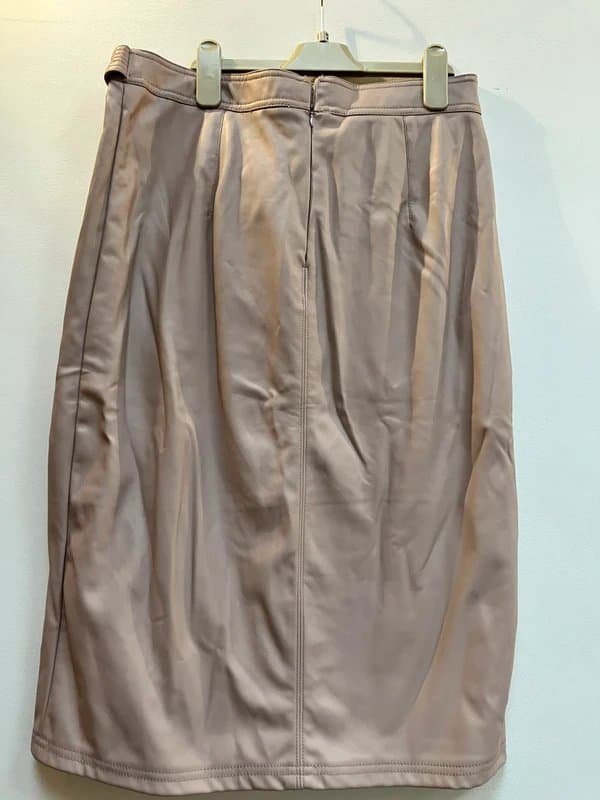 New Look New Look knee length faux leather pencil skirt size 12 blush pink