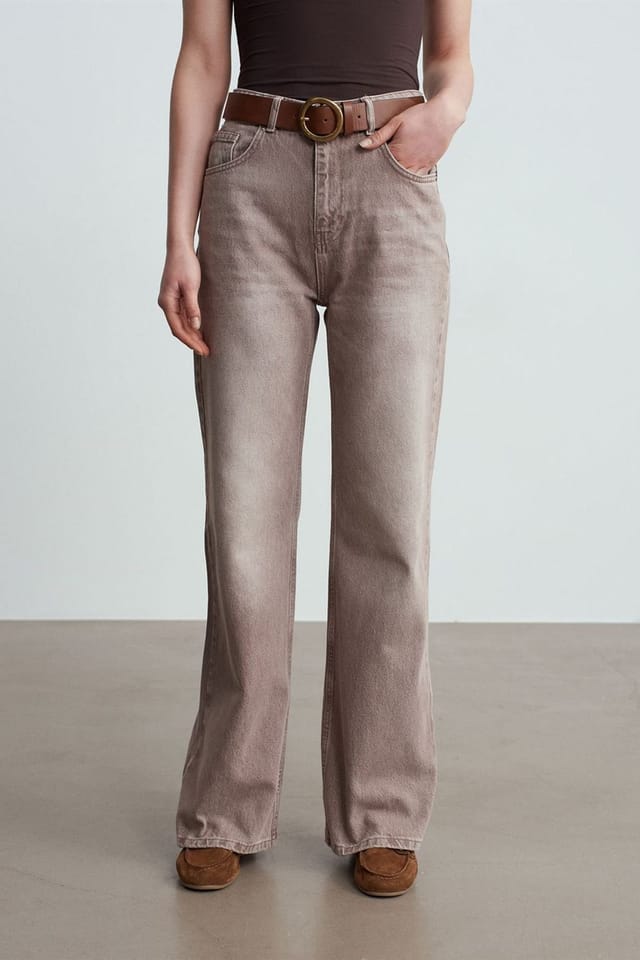 Dilvin Dilvin Women's High-Waist Straight-Leg Denim Jeans in Stone - 3