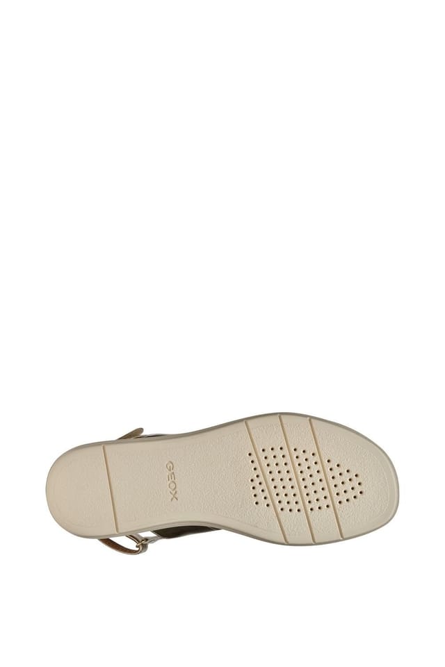 Geox Geox Women's D Camalei Sandals in Gold - 3