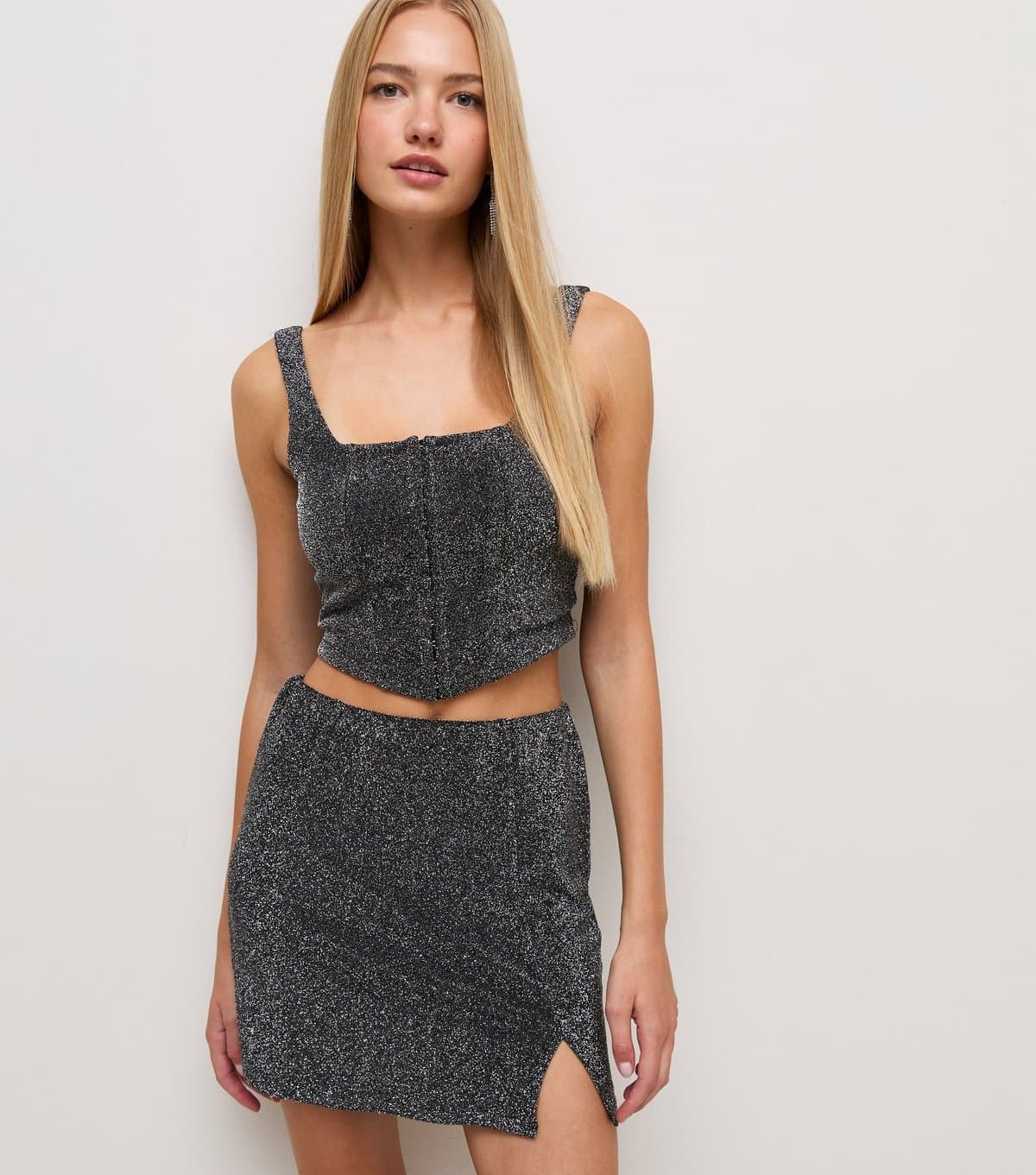 New Look Women's Silver Metallic Jersey Square Neck Crop Top New Look