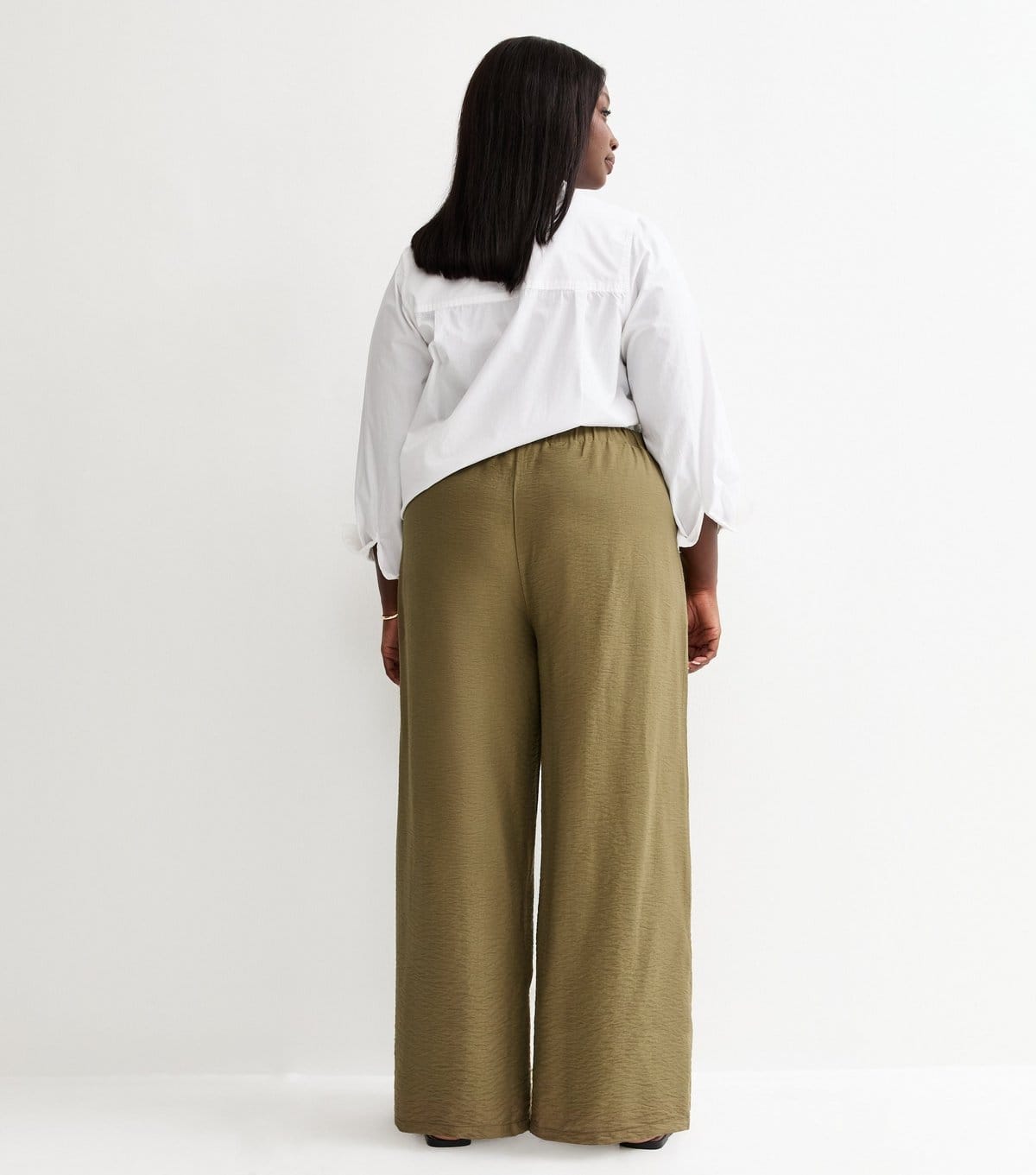 New Look Women's Plus Size Dark Khaki Crinkle Texture Pull On Wide Leg Trousers Curves New Look - 4