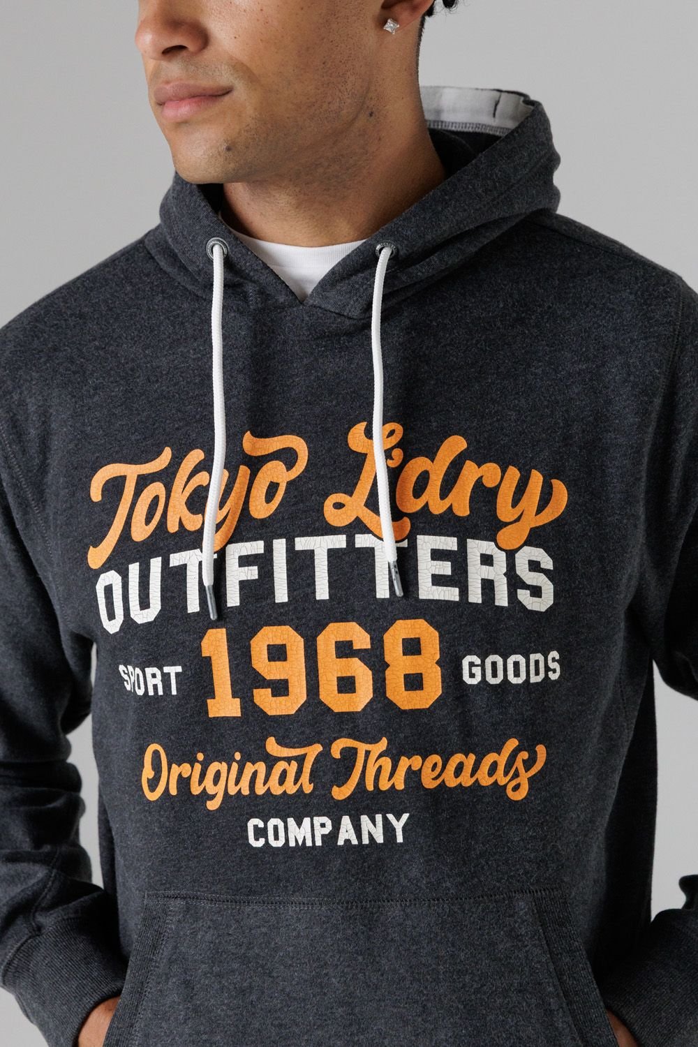 Tokyo Laundry Tokyo Laundry Men's Cotton Blend Drawcord Hoody in Dark Grey - 4