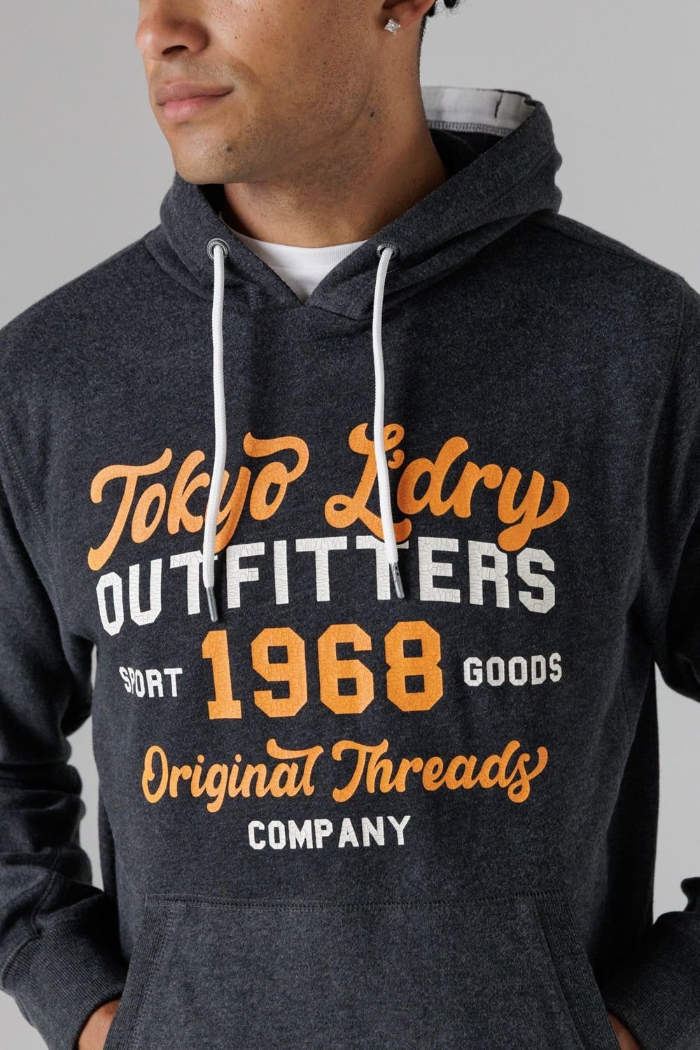 Tokyo Laundry Tokyo Laundry Men's Cotton Blend Drawcord Hoody in Dark Grey - 4