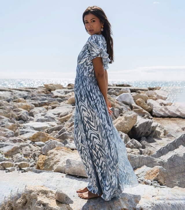 Gini London Women's Blue Metallic Print Maxi Dress Gini London New Look - 2