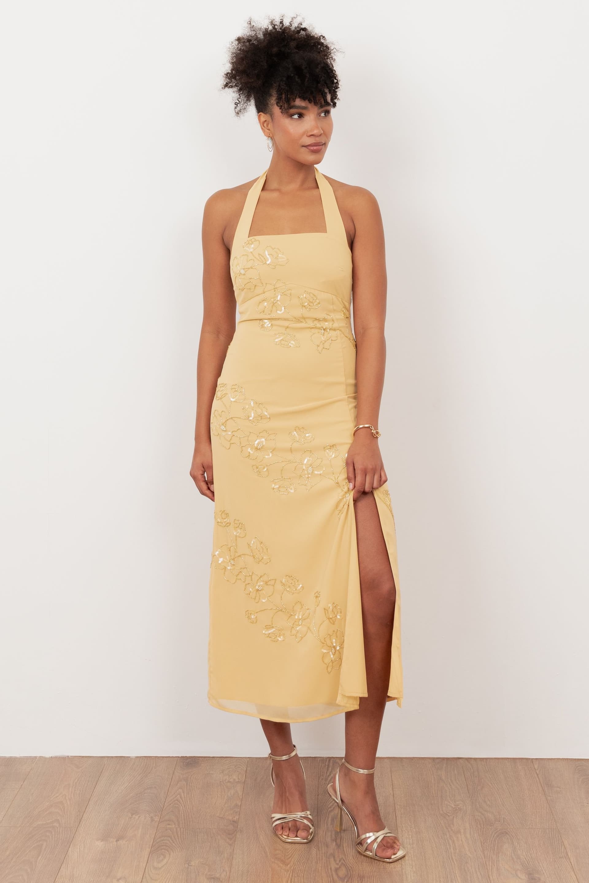 Maya Deluxe Maya Deluxe Women's Floral Motif Halter Neck Midaxi Dress in Yellow