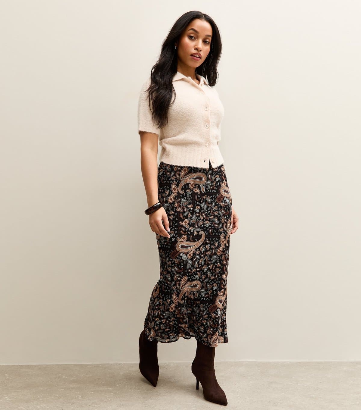 New Look Women's Petite Black Paisley Chiffon Bias Cut Midi Skirt New Look