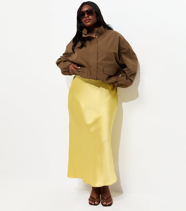 New Look Women's Plus Size Light Green Satin Bias Cut Midi Skirt Curves New Look - 3