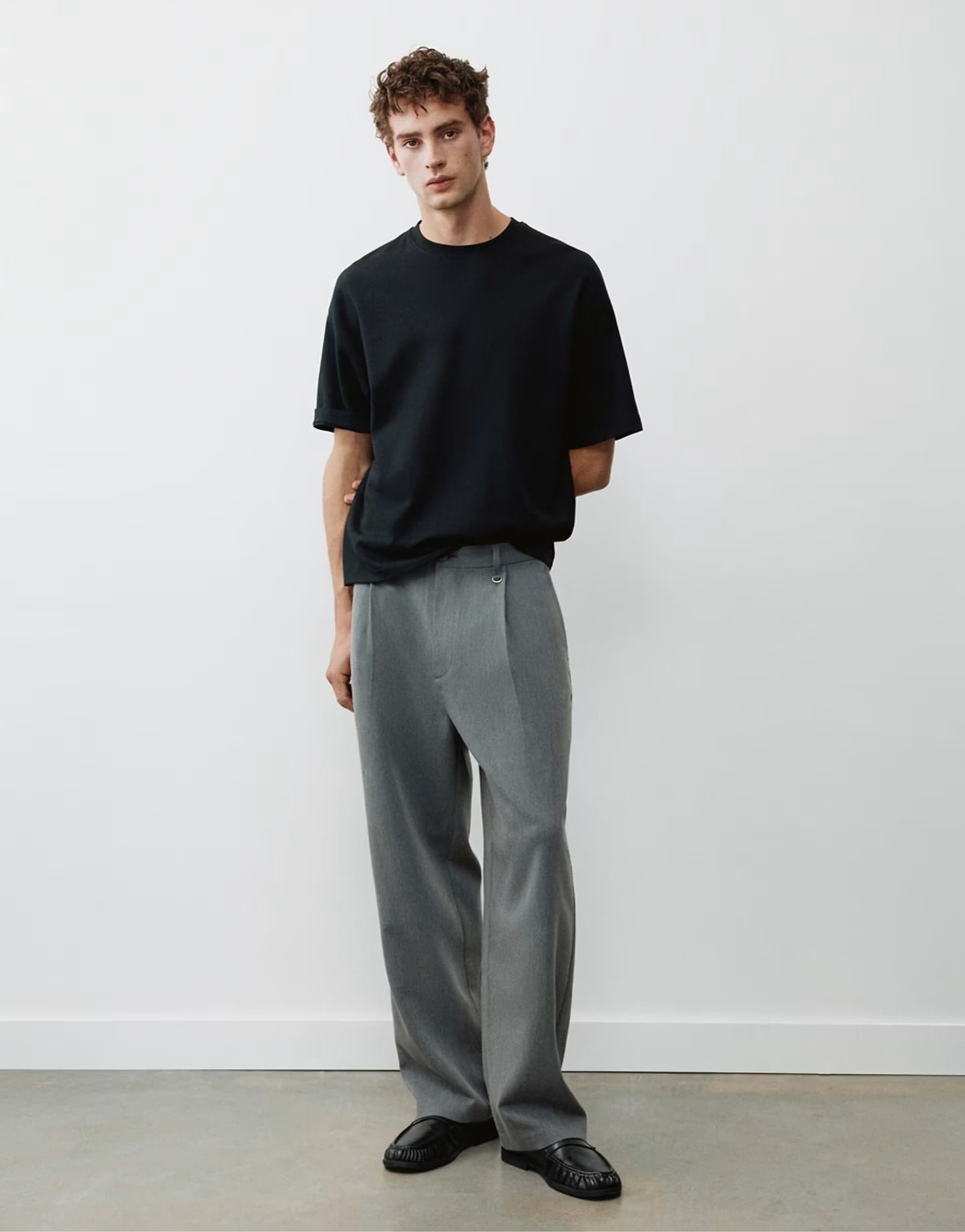 ASOS Pull&Bear Tailored darted trousers in grey