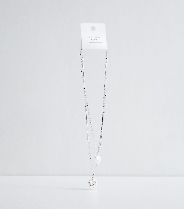 New Look Silver Tone Pack of 2 Textured Circle Pendant Necklaces New Look - 3