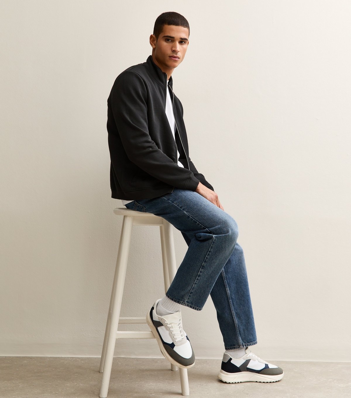 New Look Men's Black Zip Up High Neck Sweatshirt New Look - 3