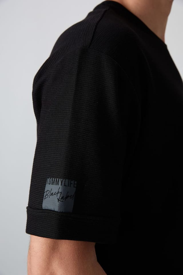 Tommy Life Tommy Life Men's Oversized Crew Neck T-Shirt With Patch in Black - 2