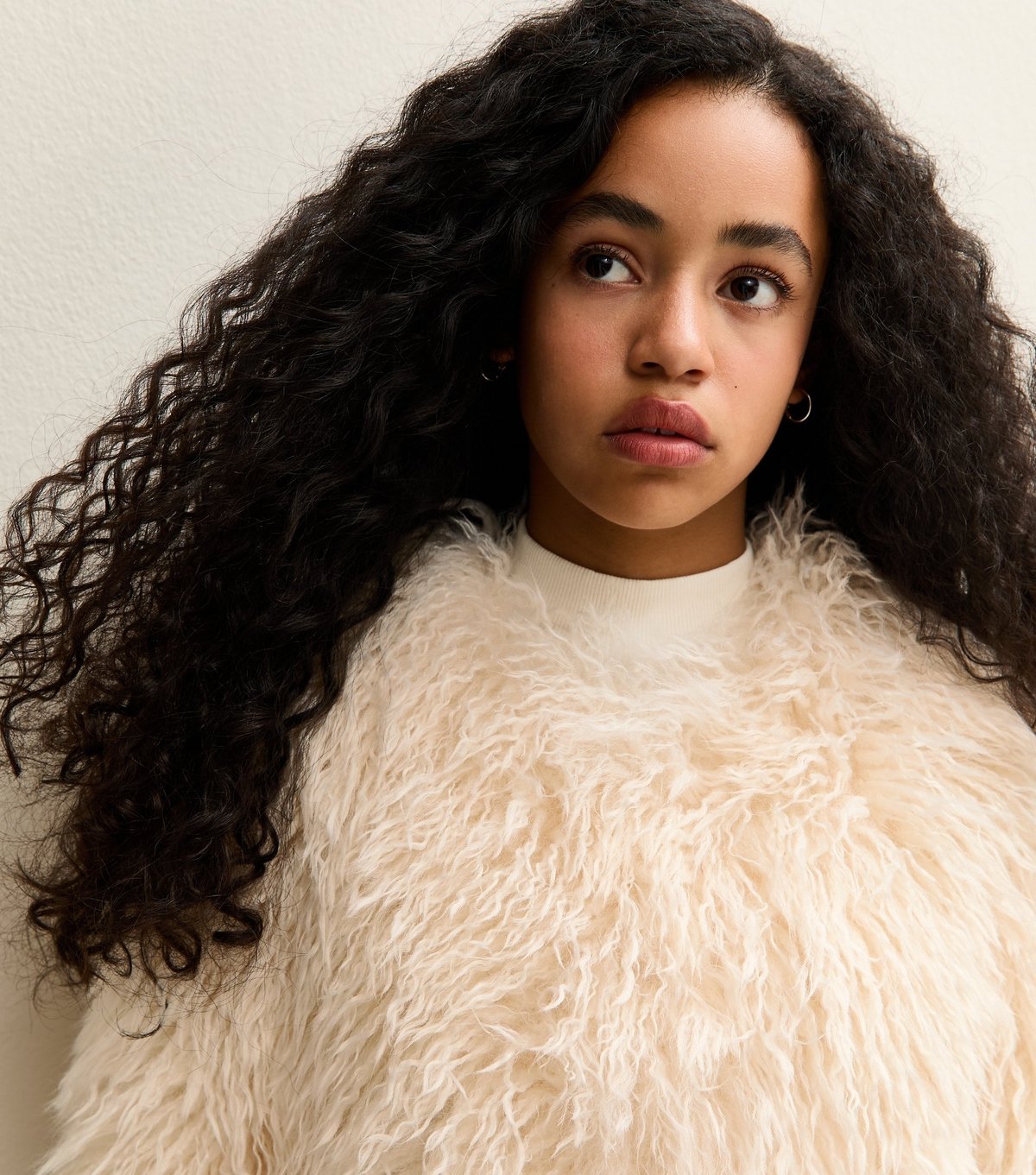 New Look Girls' White Shaggy Faux Fur Coat New Look - 2