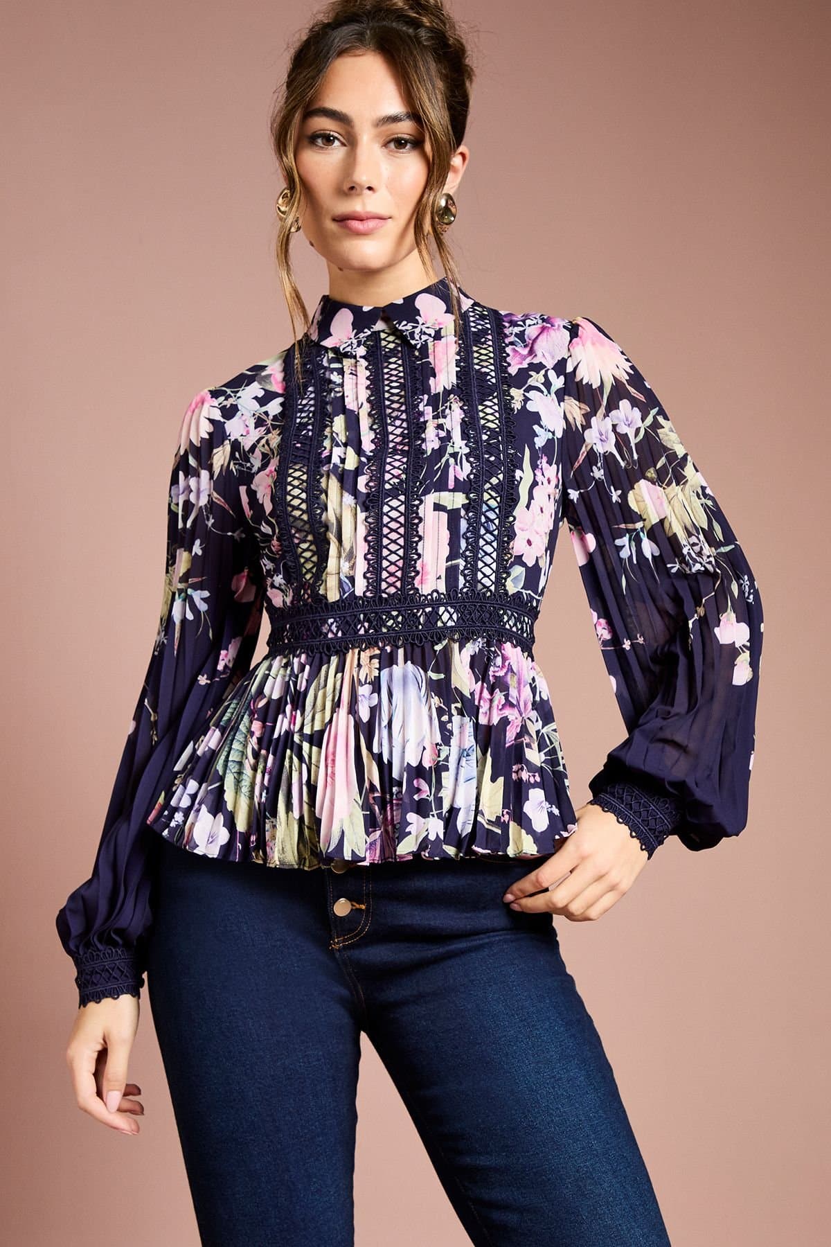 Coast Coast Women's Printed Lace Trim Pleated Shirt in Navy
