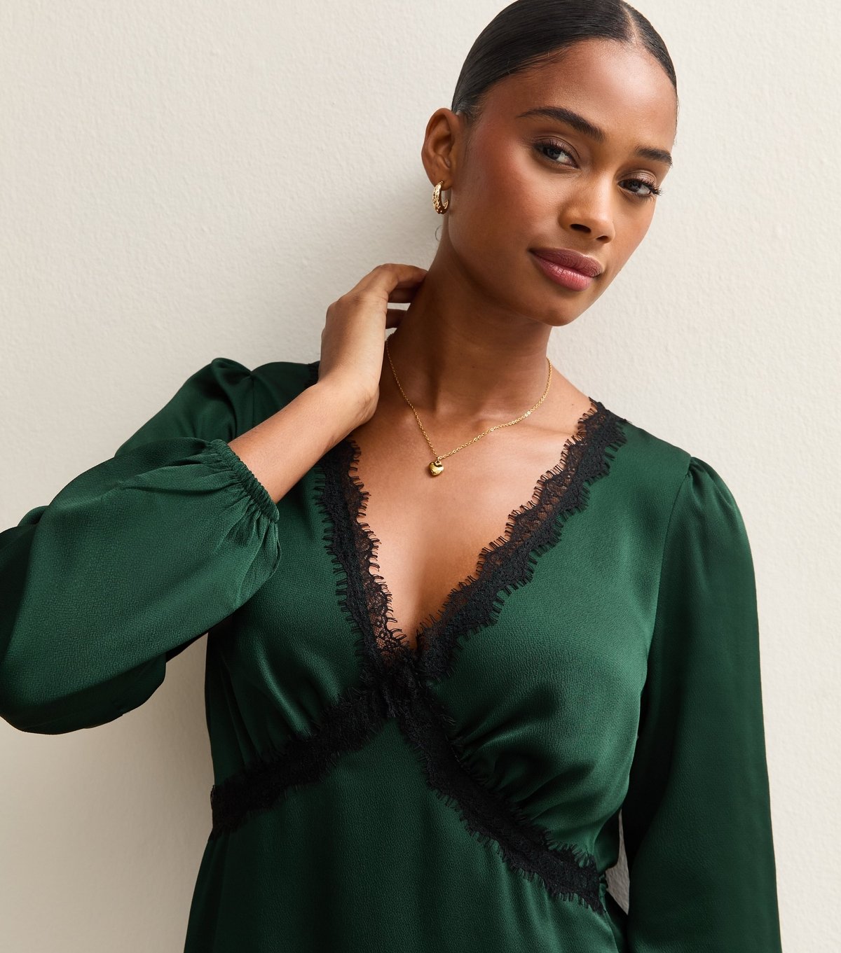 New Look Women's Dark Green Textured Satin Lace Trim Mini Dress New Look - 2