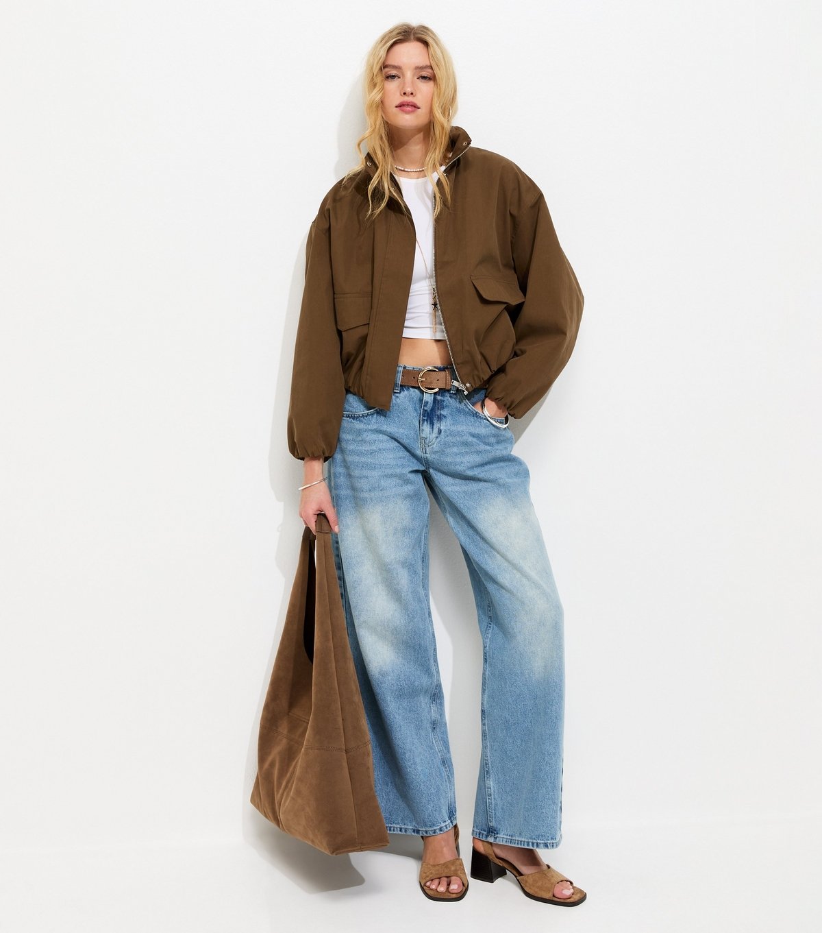 New Look Women's White Crew Neck Cropped T-Shirt New Look - 3