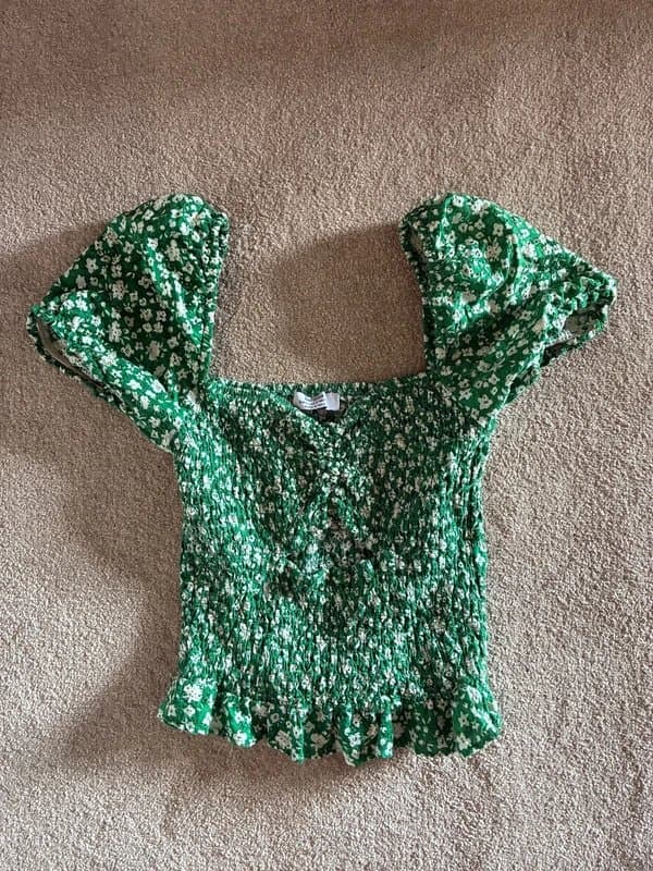 Bershka Bershka floral pattern green ruched puff sleeve top