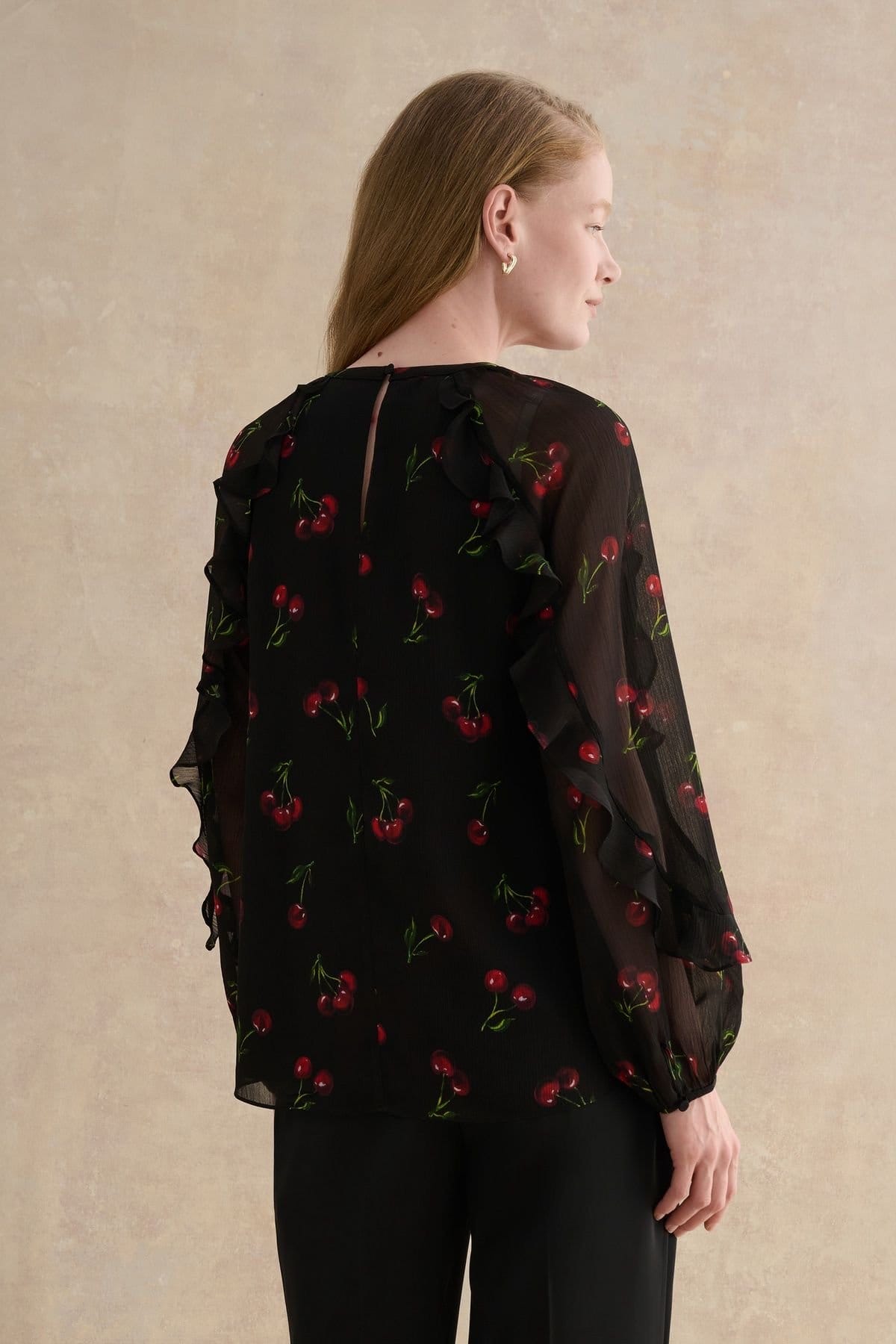 Hobbs London Hobbs London Women's Gathered Neck Sheer Ryton Top in Black - 4