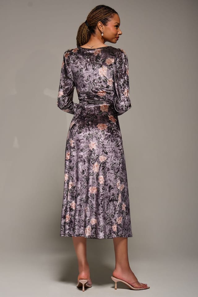 Jolie Moi Jolie Moi Women's Long Sleeve Velvet Tie Detail Midi Dress in Mauve - 2