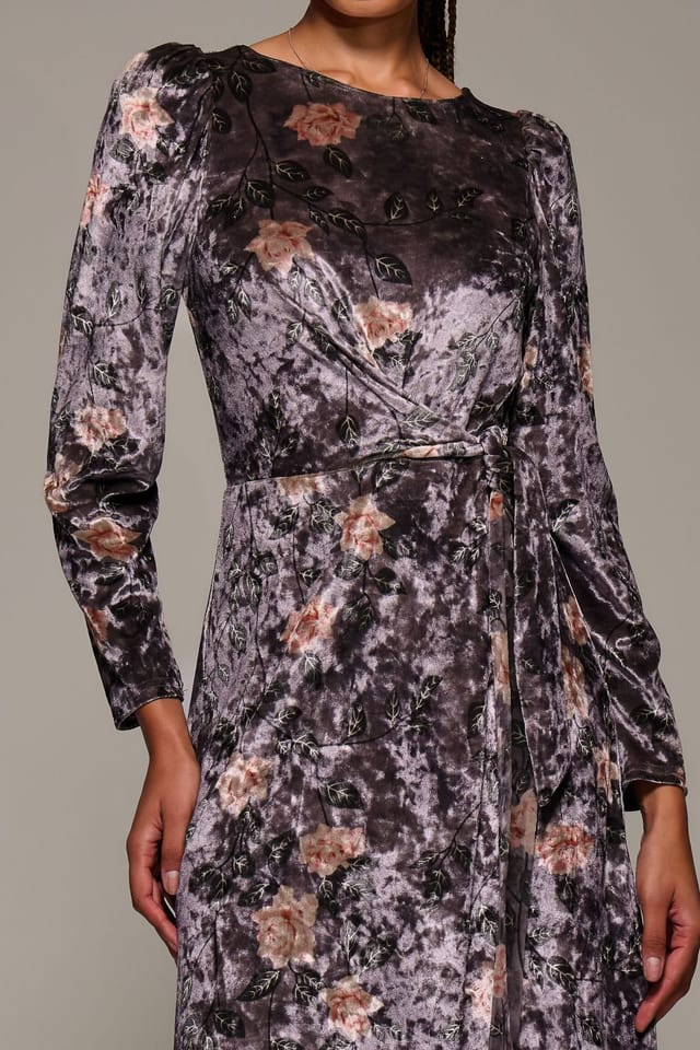 Jolie Moi Jolie Moi Women's Long Sleeve Velvet Tie Detail Midi Dress in Mauve - 3