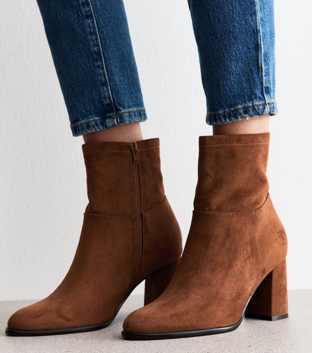 New Look Women's Wide Fit Brown Faux Suede Block Heel Ankle Boots Vegan New Look - 2