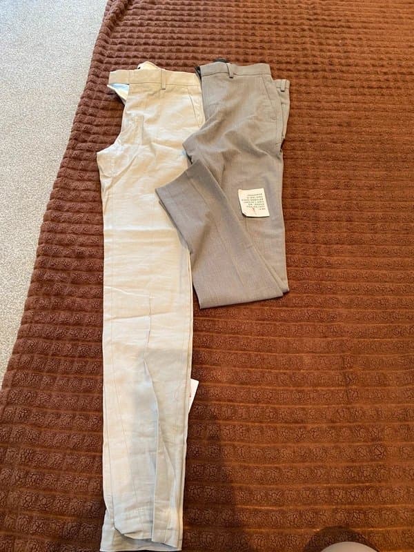 ASOS Design 2 pairs of men chinos trousers