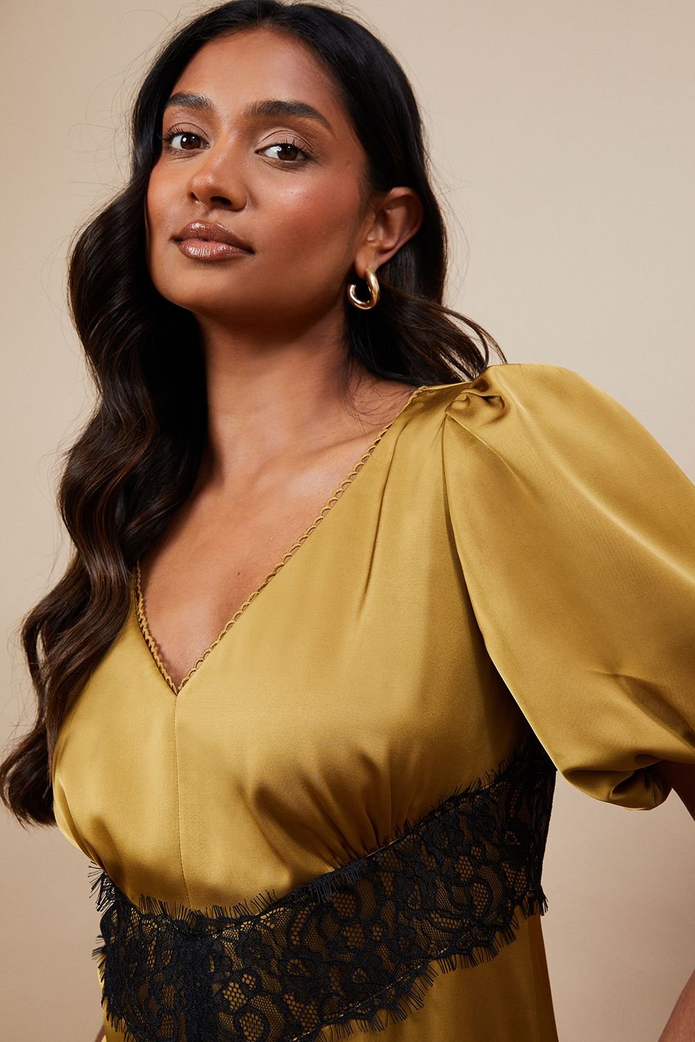 Oasis Oasis Women's Occasion Satin Lace Waist Midi Dress in Gold - 4