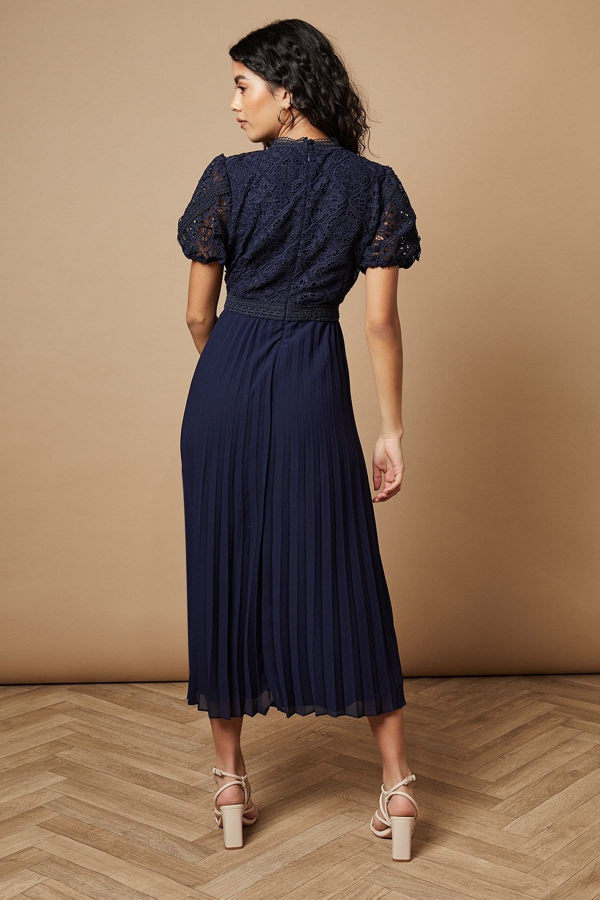 Oasis Oasis Women's Petite Lace Puff Sleeve Pleated Midi Dress in Navy - 4