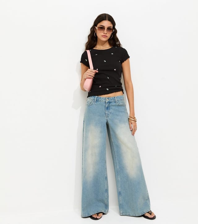 New Look Women's Black Floral Embroidered Short Sleeve T-Shirt New Look - 3