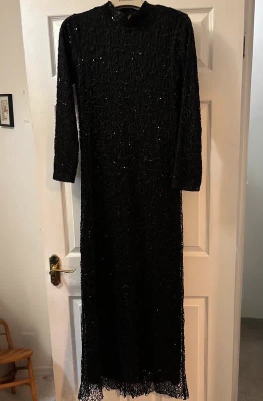 Tavin Classy Black Maxi Dress with Sequins