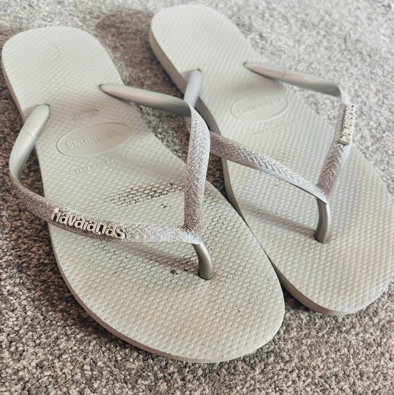 Havaianas Havaianas 7/8 silver glitter sandals 41/42 wedding party beach hen do holiday same day post