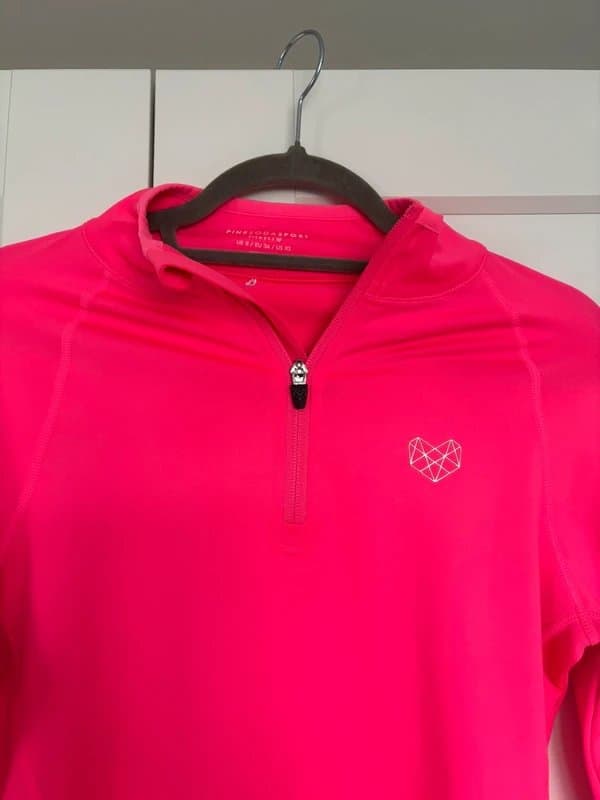 Pink Soda Women’s quarter zip top