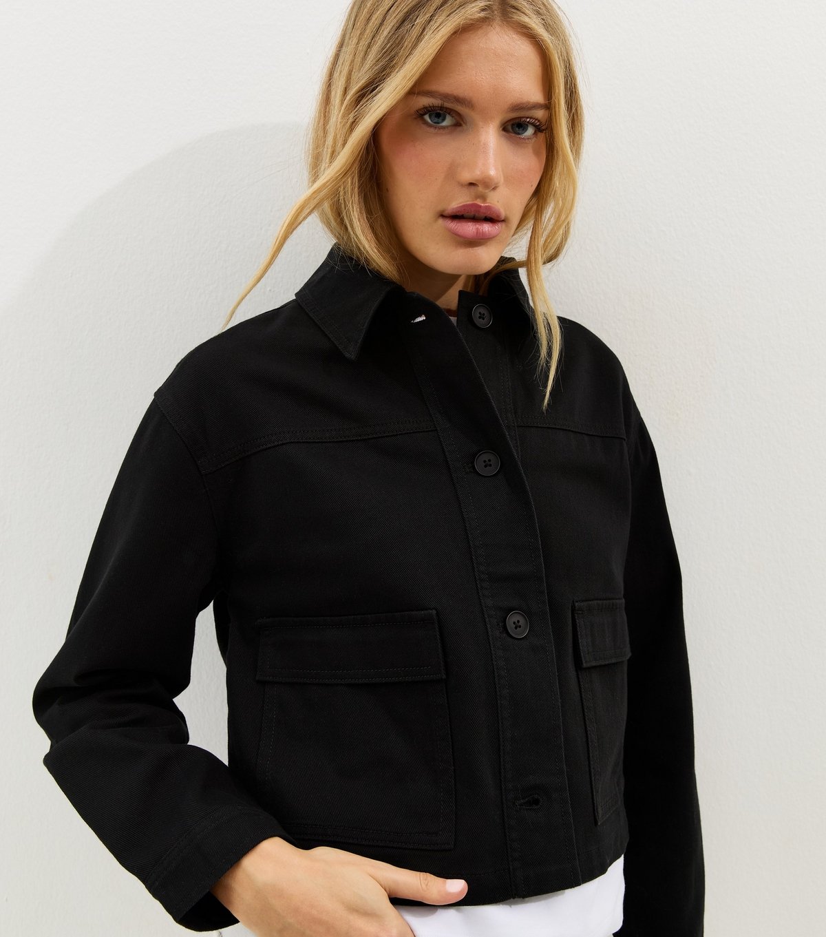 New Look Women's Black Flap Pocket Cotton Shacket New Look - 2