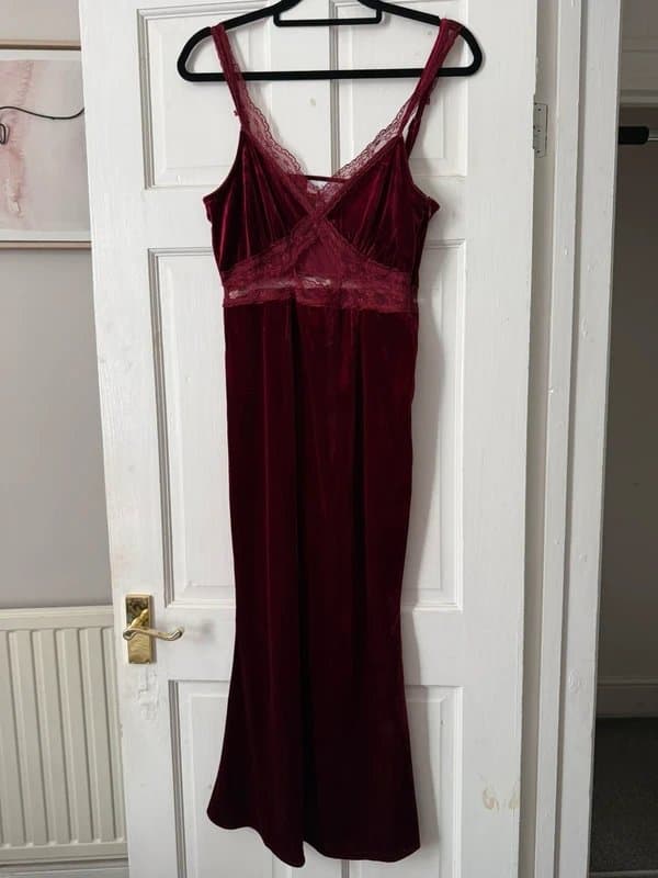 Never Fully Dressed Never Fully Dressed Burgundy Velvet Lace Midi Dress UK 10 Petite