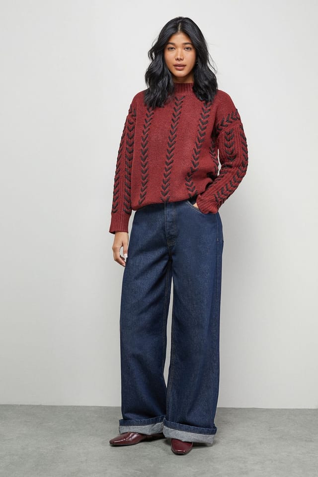 Warehouse Warehouse Women's Whipstitch Detail Oversized Jumper in Dark Red - 2