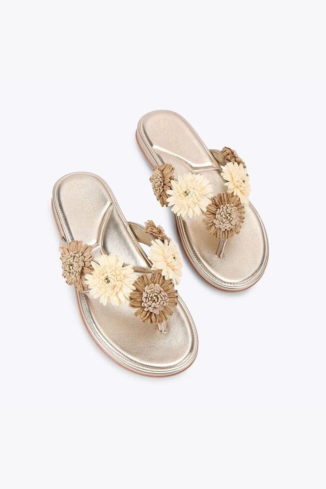 Carvela Carvela Women's 'Sorrento Flower Flat' Sandals in Gold - 2