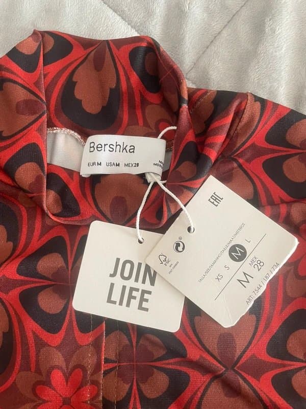 Bershka Bershka Red Floral Mesh Ruched Tie-Front Top – Size M – Never Worn