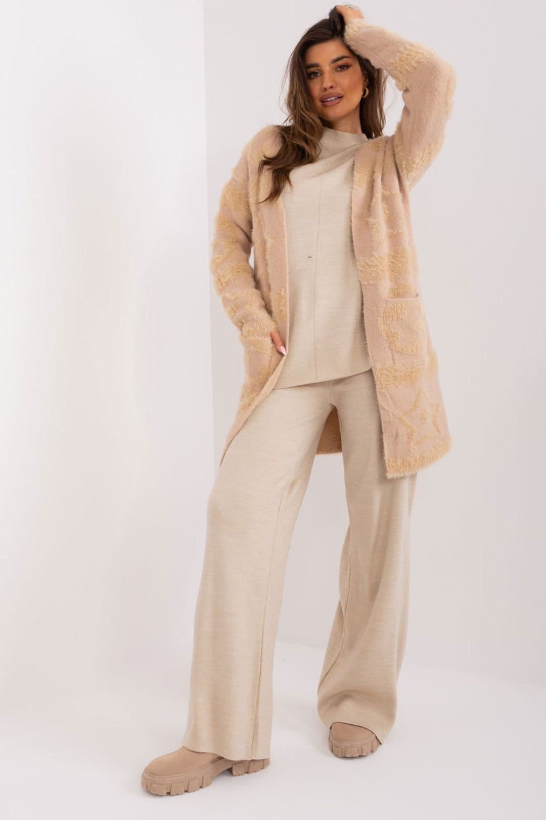 Love Lace Love Lace Women's Unbuttoned Textured Long Sleeve Cardigan Pockets Style 189214 in Beige