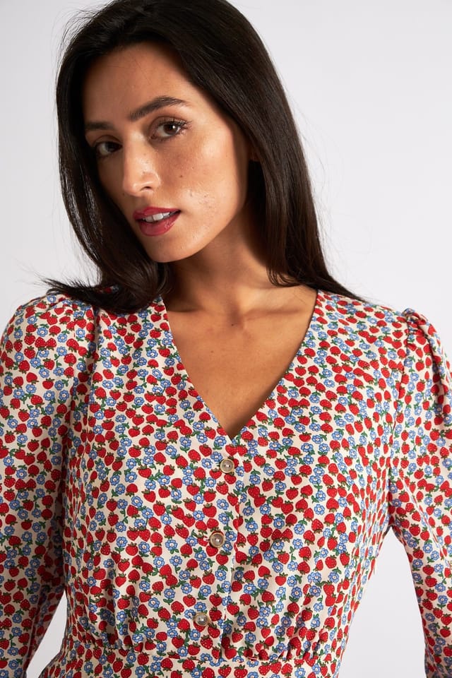 Louche Louche Women's Bathilde Strawberry Fields Print Midi Dress in Red - 3