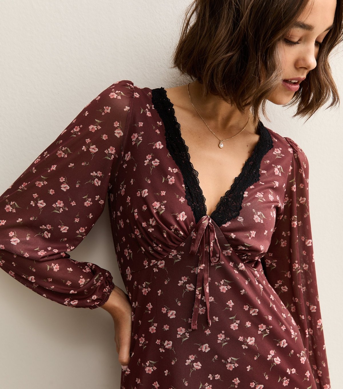 New Look Women's Dark Red Floral Mesh Mini Dress New Look - 2