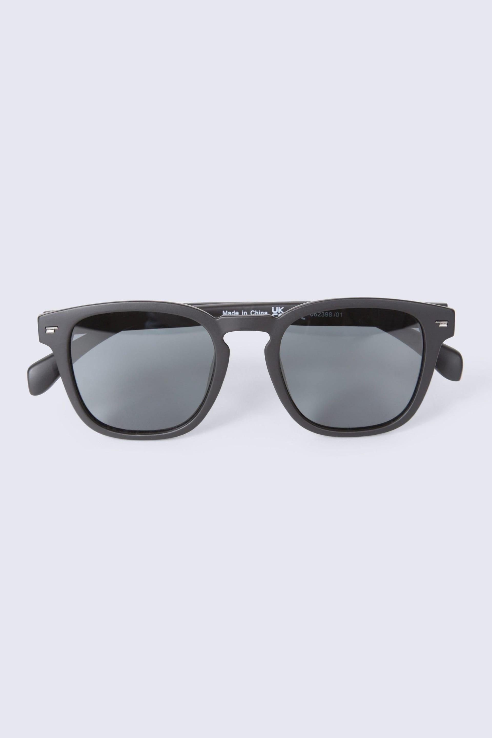 Animal Animal Men's 'Bobbie' Stylish Matte Frame UV400 Lens Eyewear Polarized Sunglasses in Black - 4