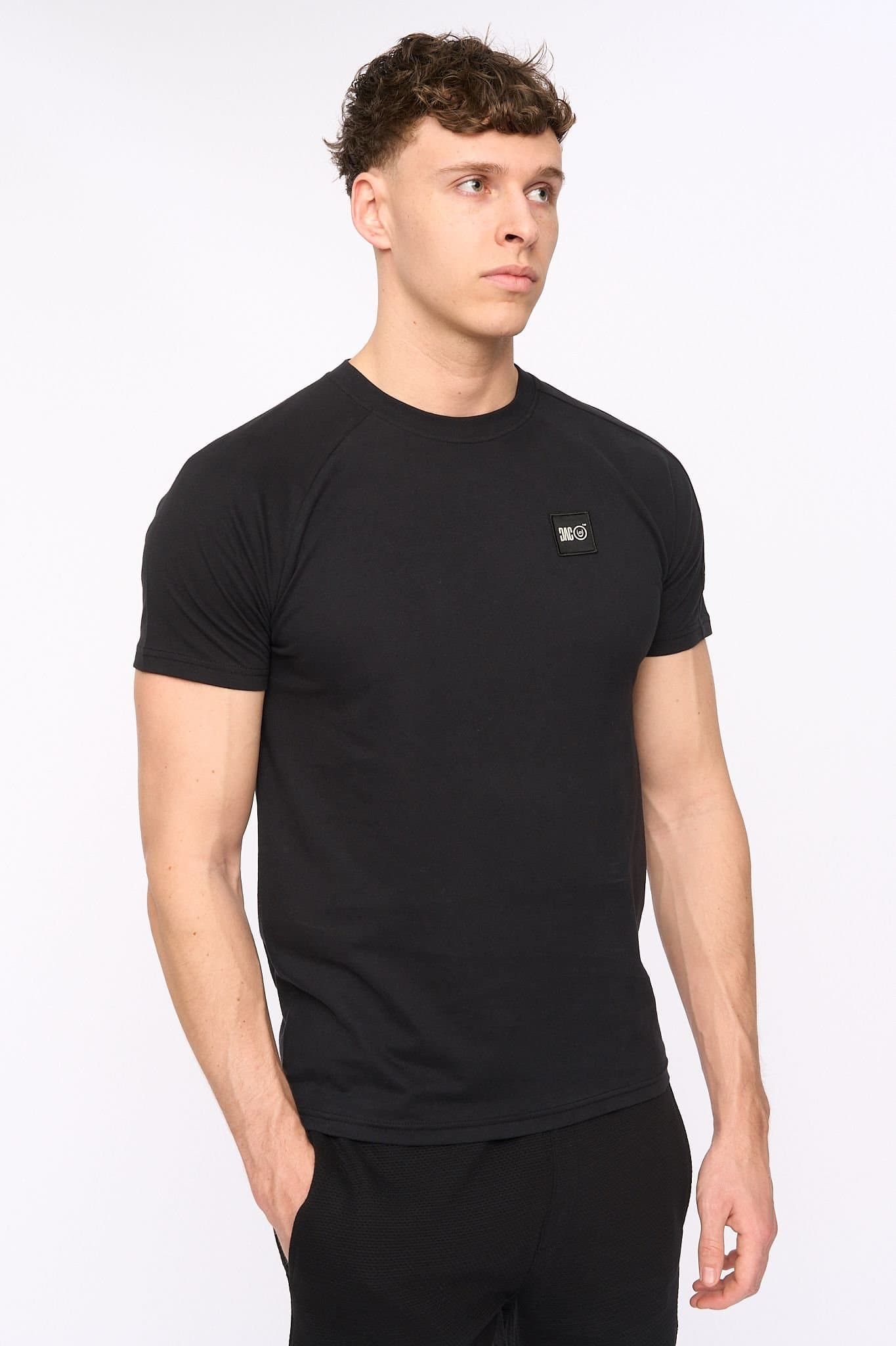 Duck&Cover Duck&Cover Men's Topfield Modern Crew Neck T-Shirt with Raglan Sleeves in Black