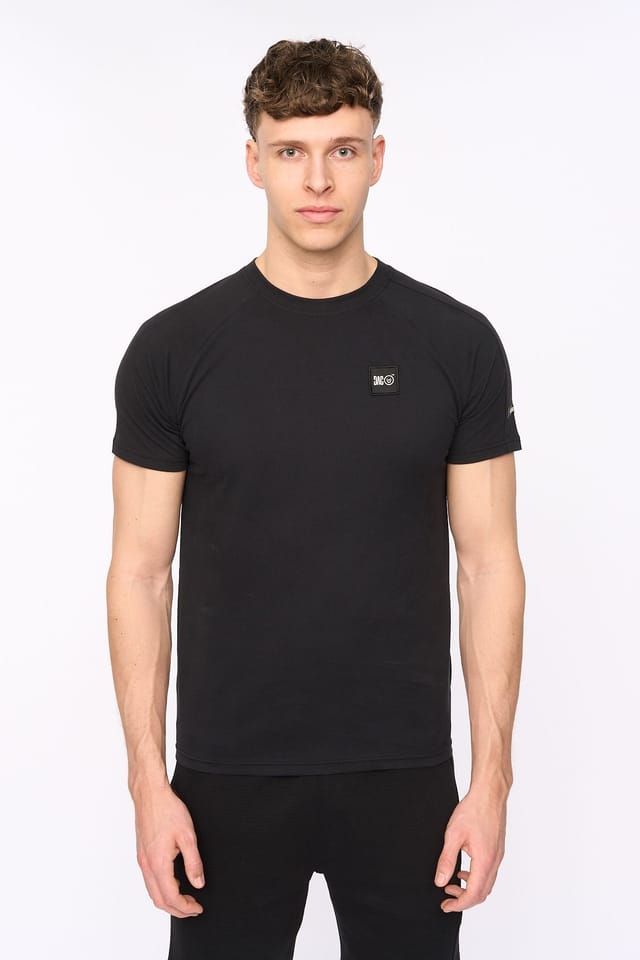 Duck&Cover Duck&Cover Men's Topfield Modern Crew Neck T-Shirt with Raglan Sleeves in Black - 3