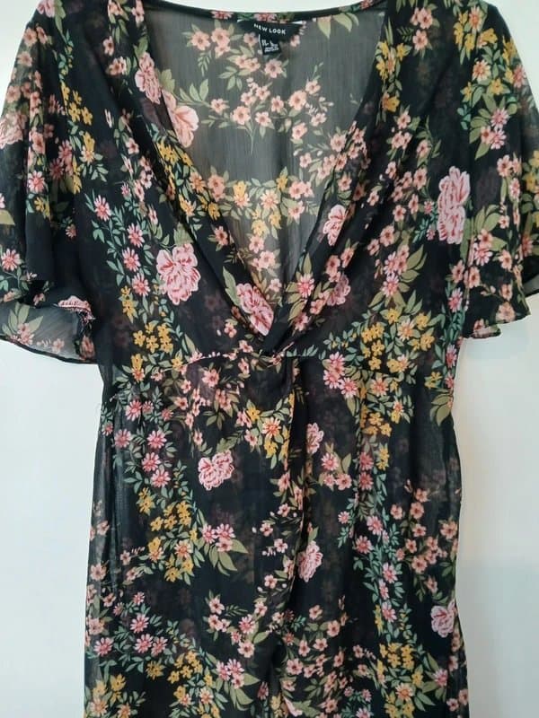 New Look New look sheer floral top size Large