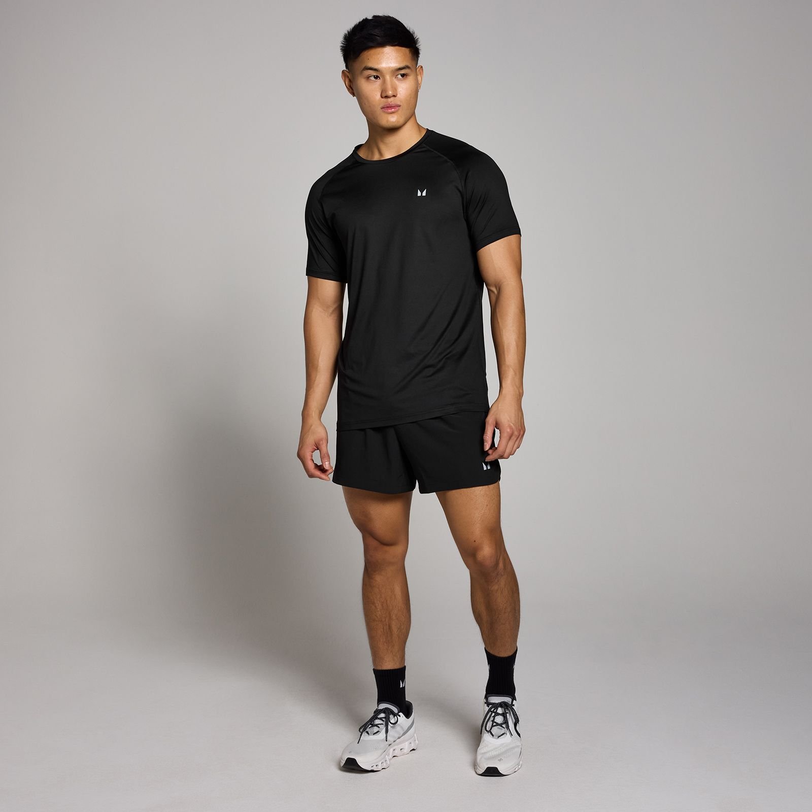 MyProtein Myprotein Men's 5 Inch Woven Training Short in Black - 3